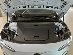 VOLVO EX30 CORE 2024/2024 ÓTIMA CAR FLORES DA CUNHA / Carros no Vale