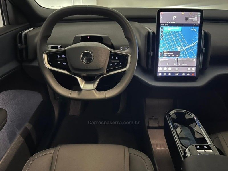 VOLVO EX30 CORE 2024/2024 ÓTIMA CAR FLORES DA CUNHA / Carros no Vale