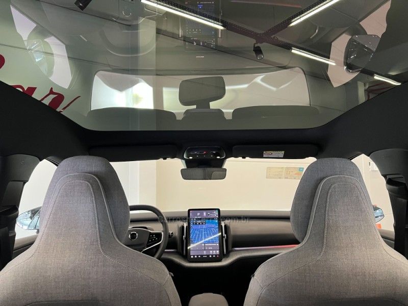 VOLVO EX30 ULTRA EXTENDED RANGE 2024/2025 ÓTIMA CAR FLORES DA CUNHA / Carros no Vale