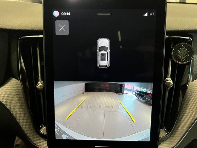 VOLVO XC60 2.0 T8 RECHARGE PLUS AWD HIBRIDO 2025/2026 ÓTIMA CAR FLORES DA CUNHA / Carros no Vale