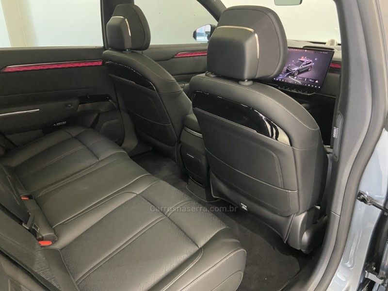 ZEEKR 7X FLAGSHIP AWD ELÉTRICO 100 KW 2026/2026 ÓTIMA CAR FLORES DA CUNHA / Carros no Vale