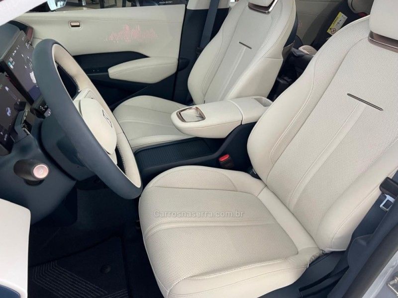 ZEEKR X FLAGSHIP AWD ELÉTRICO 66 KW 2025/2026 ÓTIMA CAR FLORES DA CUNHA / Carros no Vale