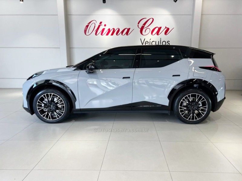 ZEEKR X FLAGSHIP AWD ELÉTRICO 66 KW 2025/2026 ÓTIMA CAR FLORES DA CUNHA / Carros no Vale