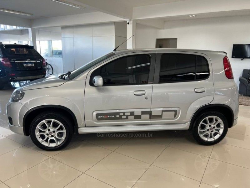 FIAT UNO 1.4 SPORTING 8V 2012/2012 CIMIRRO AUTOMÓVEIS TAQUARA / Carros no Vale FIAT UNO 1.4 SPORTING 8V 2012/2012 CIMIRRO AUTOMÓVEIS TAQUARA / Carros no Vale