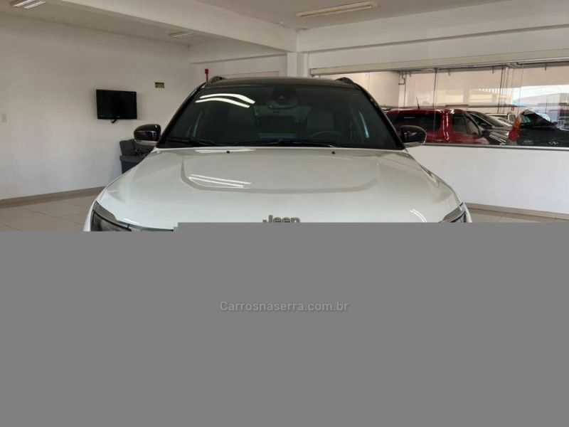 JEEP COMMANDER 1.3 OVERLAND T270 16V 4X2 TURBO 2023/2023 CIMIRRO AUTOMÓVEIS TAQUARA / Carros no Vale