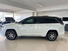JEEP COMMANDER 1.3 OVERLAND T270 16V 4X2 TURBO 2023/2023 CIMIRRO AUTOMÓVEIS TAQUARA / Carros no Vale
