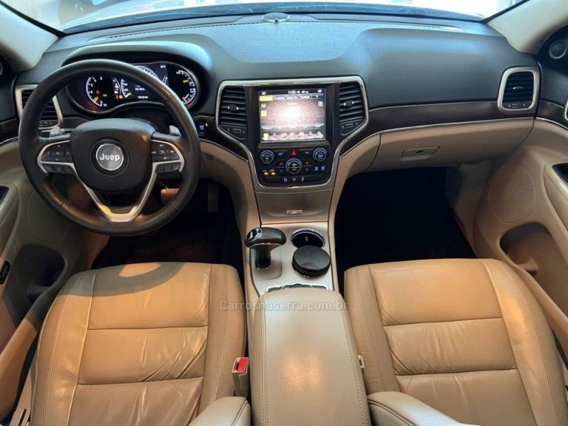 JEEP GRAND CHEROKEE 3.0 LIMITED 4X4 V6 24V TURBO 2015/2015 CIMIRRO AUTOMÓVEIS TAQUARA / Carros no Vale JEEP GRAND CHEROKEE 3.0 LIMITED 4X4 V6 24V TURBO 2015/2015 CIMIRRO AUTOMÓVEIS TAQUARA / Carros no Vale