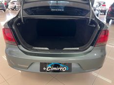 VOLKSWAGEN VOYAGE 1.0 MI 8V 2011/2012 CIMIRRO AUTOMÓVEIS TAQUARA / Carros no Vale