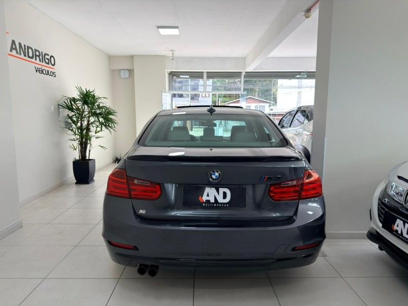 BMW 328I 2.0 LUXURY SEDAN 16V 2012/2012 ANDRIGO VEÍCULOS CAXIAS DO SUL / Carros no Vale
