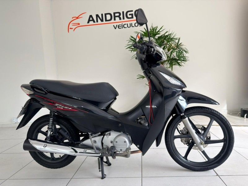 Honda Motos BIZ 125 2007/2007 ANDRIGO VEÍCULOS CAXIAS DO SUL / Carros no Vale