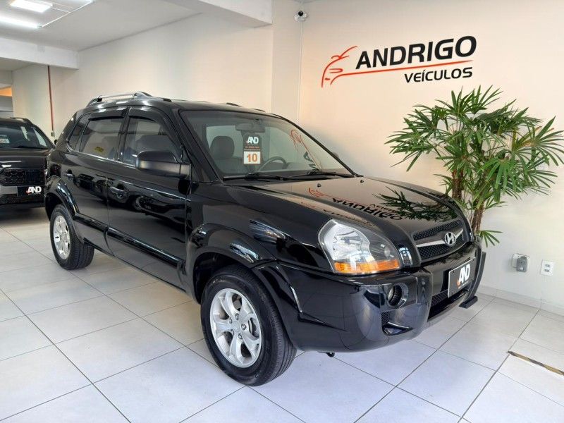 HYUNDAI TUCSON 2.0 MPFI GL 16V 142CV 2WD 2009/2010 ANDRIGO VEÍCULOS CAXIAS DO SUL / Carros no Vale