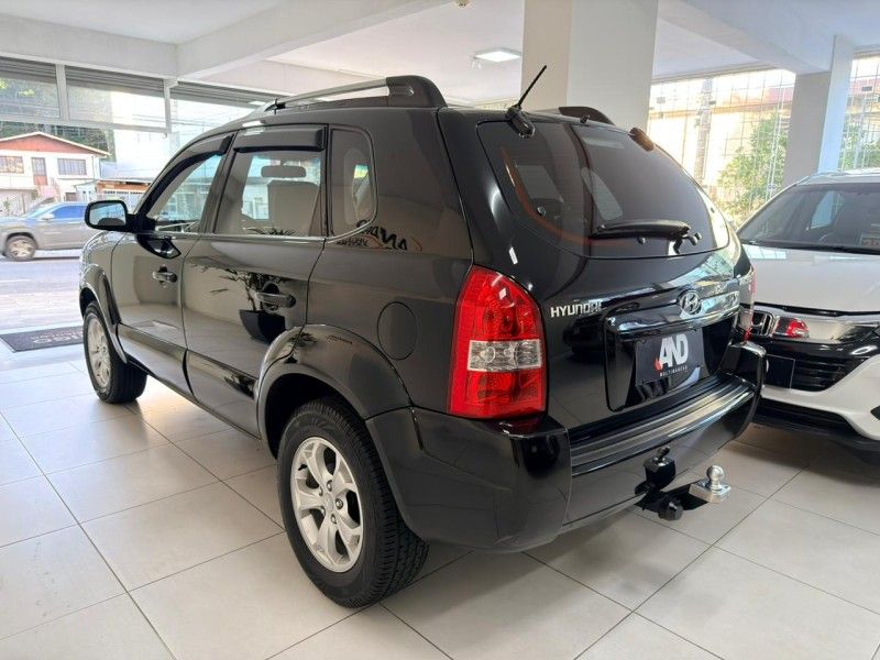 HYUNDAI TUCSON 2.0 MPFI GL 16V 142CV 2WD 2009/2010 ANDRIGO VEÍCULOS CAXIAS DO SUL / Carros no Vale