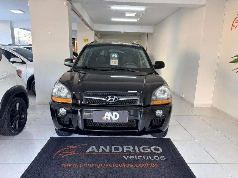 HYUNDAI TUCSON 2.0 MPFI GL 16V 142CV 2WD 2009/2010 ANDRIGO VEÍCULOS CAXIAS DO SUL / Carros no Vale