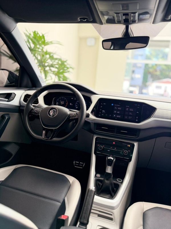 VOLKSWAGEN T-CROSS 1.4 HIGHLINE TSI 16V 2020/2021 ANDRIGO VEÍCULOS CAXIAS DO SUL / Carros no Vale