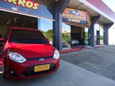 FORD FIESTA 1.0 MPI CLASS 8V 2014/2014 BOURSCHEID CARROS E MOTOS SANTA CLARA DO SUL / Carros no Vale