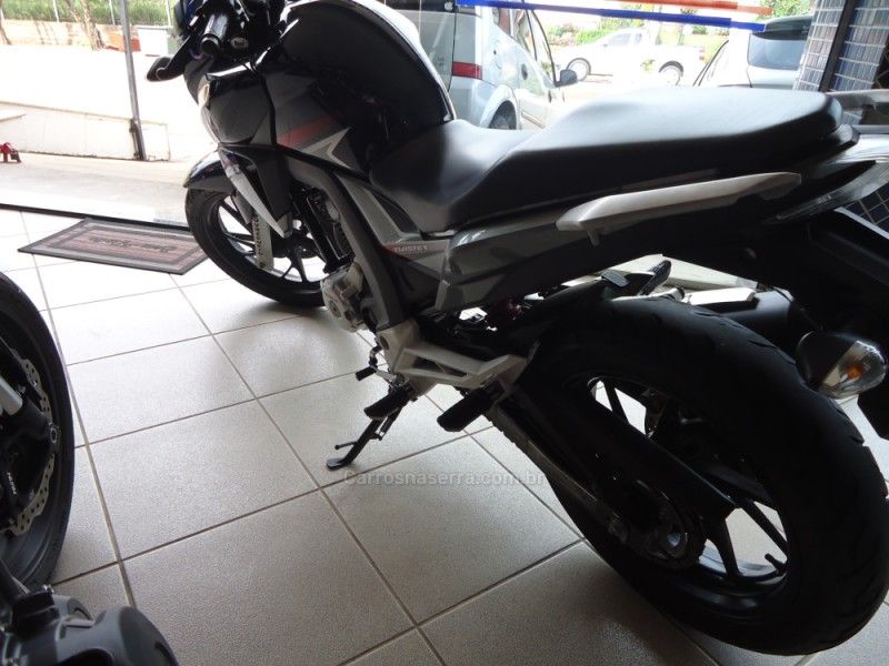 Honda Motos CB 250F TWISTER CBS 2018/2018 BOURSCHEID CARROS E MOTOS SANTA CLARA DO SUL / Carros no Vale