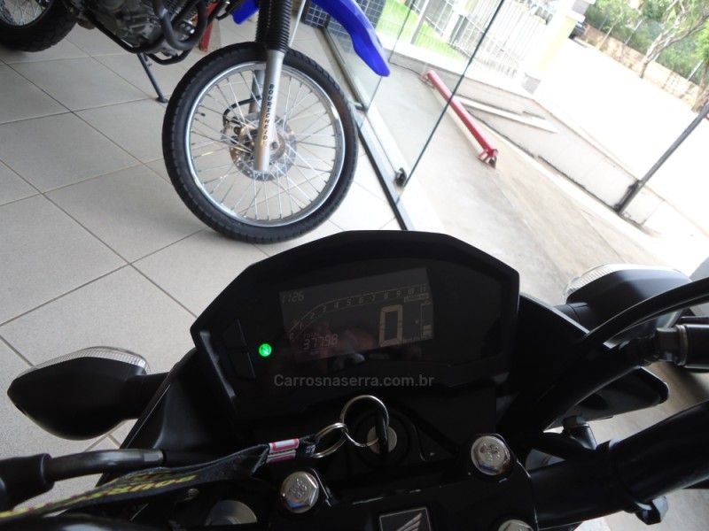 Honda Motos CB 250F TWISTER CBS 2018/2018 BOURSCHEID CARROS E MOTOS SANTA CLARA DO SUL / Carros no Vale