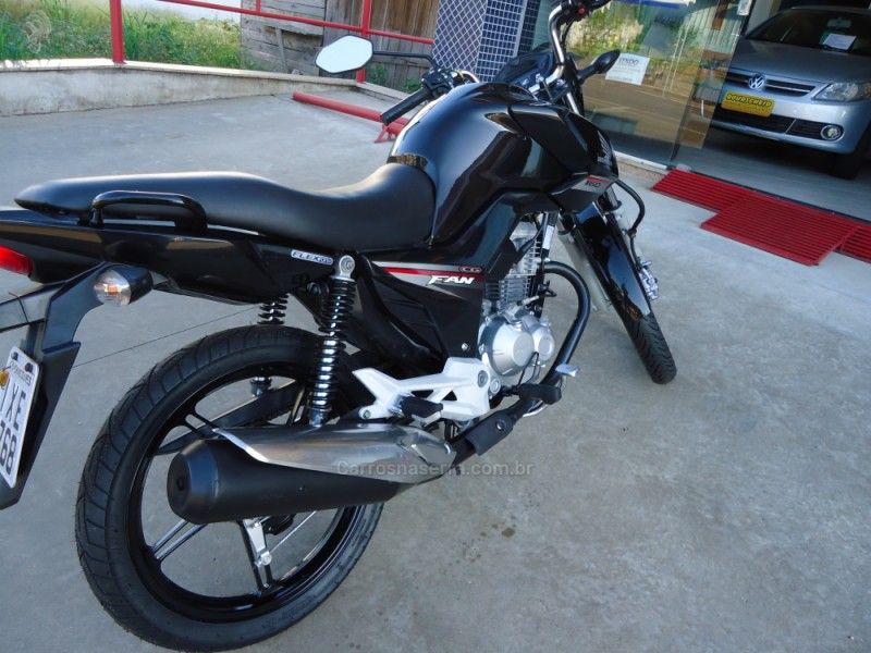 Honda Motos CG 160 FAN ESDI 2016/2016 BOURSCHEID CARROS E MOTOS SANTA CLARA DO SUL / Carros no Vale