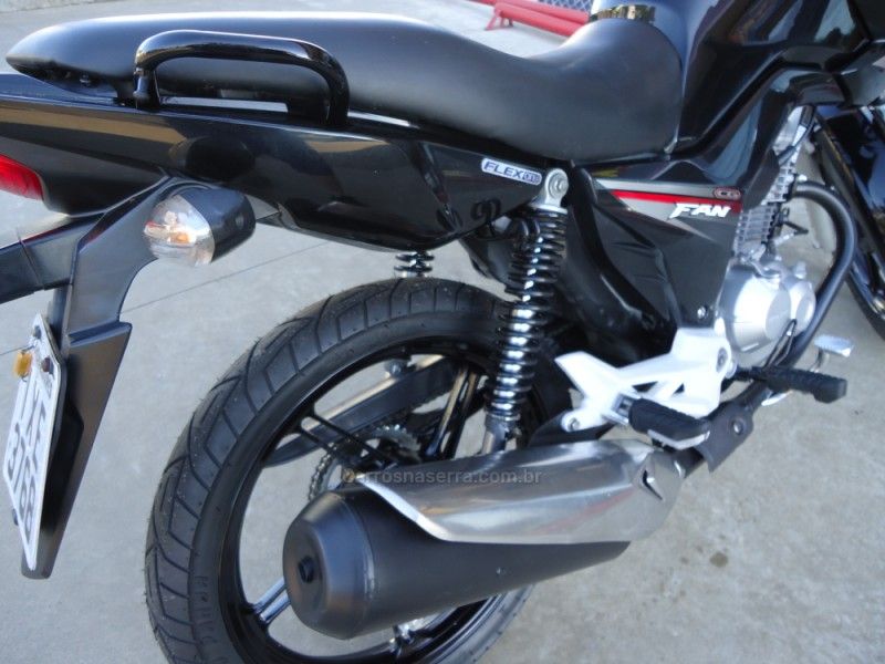 Honda Motos CG 160 FAN ESDI 2016/2016 BOURSCHEID CARROS E MOTOS SANTA CLARA DO SUL / Carros no Vale