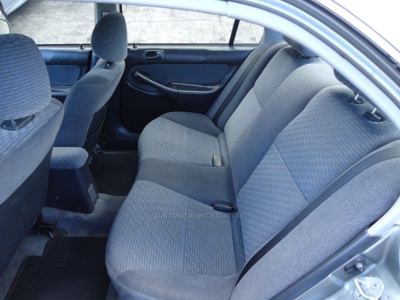 HONDA CIVIC 1.6 LX 16V 2000/2000 BOURSCHEID CARROS E MOTOS SANTA CLARA DO SUL / Carros no Vale