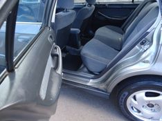 HONDA CIVIC 1.6 LX 16V 2000/2000 BOURSCHEID CARROS E MOTOS SANTA CLARA DO SUL / Carros no Vale