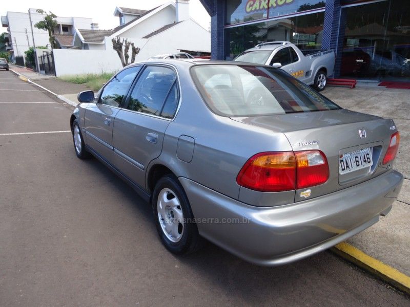HONDA CIVIC 1.6 LX 16V 2000/2000 BOURSCHEID CARROS E MOTOS SANTA CLARA DO SUL / Carros no Vale