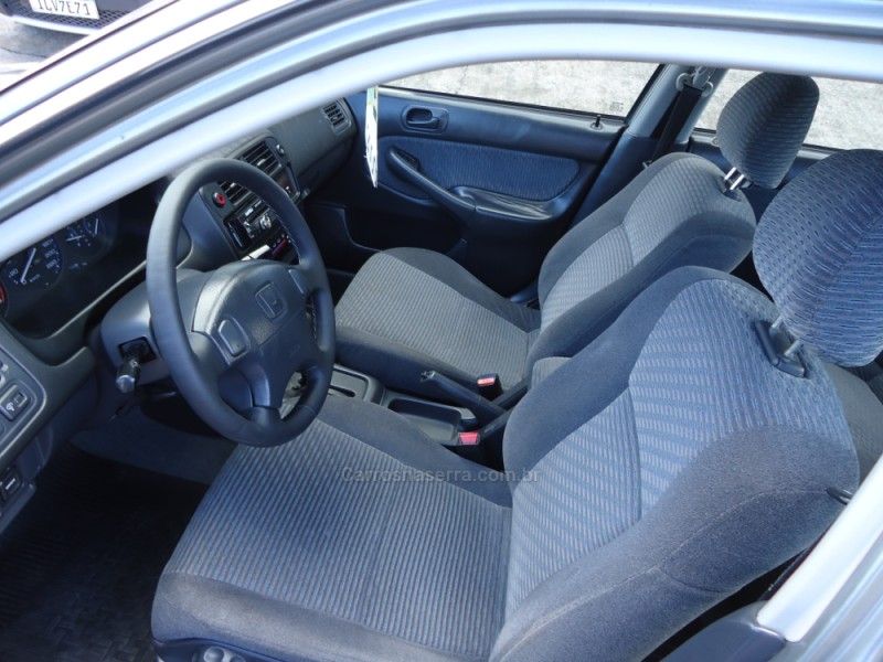 HONDA CIVIC 1.6 LX 16V 2000/2000 BOURSCHEID CARROS E MOTOS SANTA CLARA DO SUL / Carros no Vale