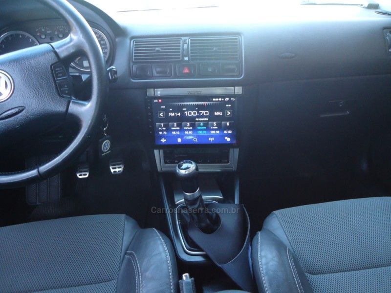 VOLKSWAGEN GOLF 1.6 MI TECH 8V 2009/2009 BOURSCHEID CARROS E MOTOS SANTA CLARA DO SUL / Carros no Vale