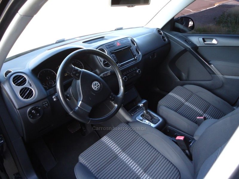 VOLKSWAGEN TIGUAN 2.0 TSI 16V TURBO TIPTRONIC 2010/2010 BOURSCHEID CARROS E MOTOS SANTA CLARA DO SUL / Carros no Vale VOLKSWAGEN TIGUAN 2.0 TSI 16V TURBO TIPTRONIC 2010/2010 BOURSCHEID CARROS E MOTOS SANTA CLARA DO SUL / Carros no Vale