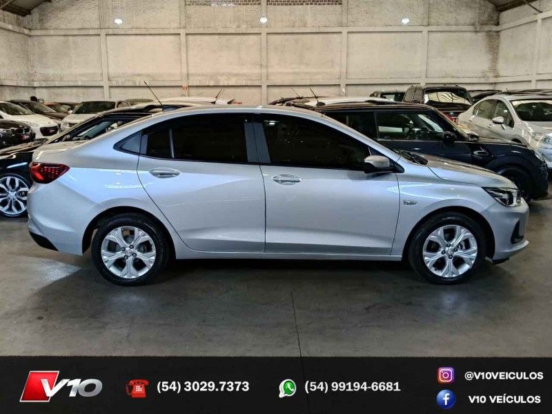 CHEVROLET ONIX 1.0 LTZ 12V TURBO 2022/2023 V10 VEÍCULOS CAXIAS DO SUL / Carros no Vale