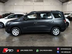CHEVROLET SPIN 1.8 ADVANTAGE 8V 2017/2018 V10 VEÍCULOS CAXIAS DO SUL / Carros no Vale