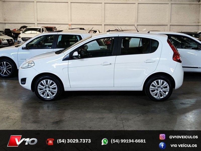 FIAT PALIO 1.6 MPI ESSENCE 16V AUTOMATIZADO 2016/2017 V10 VEÍCULOS CAXIAS DO SUL / Carros no Vale