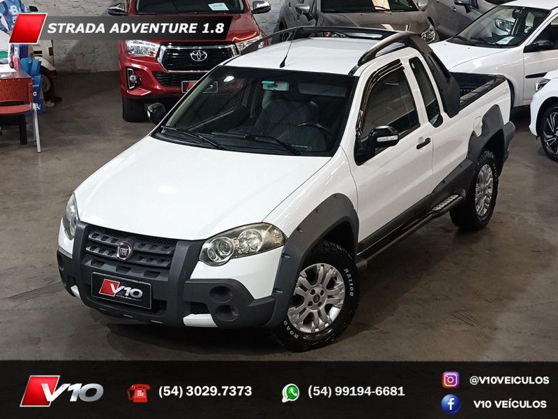 FIAT STRADA 1.8 MPI ADVENTURE LOCKER CE 8V 2009/2009 V10 VEÍCULOS CAXIAS DO SUL / Carros no Vale