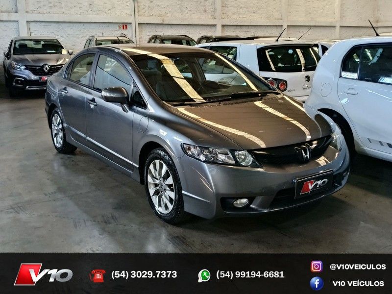 HONDA CIVIC 1.8 LXL 16V 2011/2011 V10 VEÍCULOS CAXIAS DO SUL / Carros no Vale HONDA CIVIC 1.8 LXL 16V 2011/2011 V10 VEÍCULOS CAXIAS DO SUL / Carros no Vale