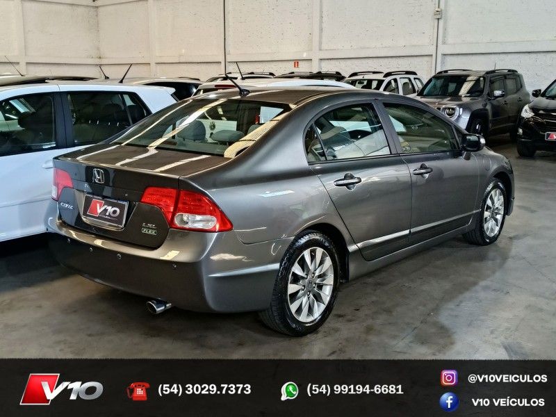 HONDA CIVIC 1.8 LXL 16V 2011/2011 V10 VEÍCULOS CAXIAS DO SUL / Carros no Vale HONDA CIVIC 1.8 LXL 16V 2011/2011 V10 VEÍCULOS CAXIAS DO SUL / Carros no Vale