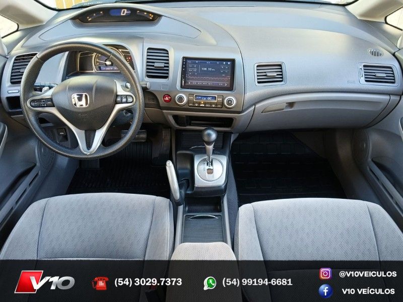HONDA CIVIC 1.8 LXL 16V 2011/2011 V10 VEÍCULOS CAXIAS DO SUL / Carros no Vale HONDA CIVIC 1.8 LXL 16V 2011/2011 V10 VEÍCULOS CAXIAS DO SUL / Carros no Vale