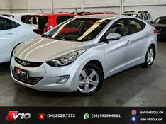 HYUNDAI ELANTRA 2.0 GLS 16V 2012/2013 V10 VEÍCULOS CAXIAS DO SUL / Carros no Vale