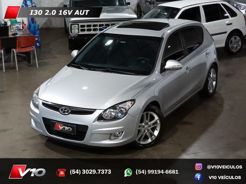 HYUNDAI I30 2.0 MPI 16V 2011/2012 V10 VEÍCULOS CAXIAS DO SUL / Carros no Vale