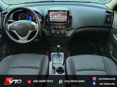HYUNDAI I30 2.0 MPI 16V 2011/2012 V10 VEÍCULOS CAXIAS DO SUL / Carros no Vale
