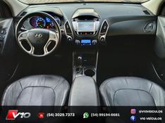 HYUNDAI IX35 2.0 MPFI GLS 4X2 16V 2011/2012 V10 VEÍCULOS CAXIAS DO SUL / Carros no Vale