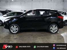 HYUNDAI IX35 2.0 MPI 4X2 16V 2011/2012 V10 VEÍCULOS CAXIAS DO SUL / Carros no Vale