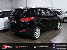 HYUNDAI IX35 2.0 MPI 4X2 16V 2011/2012 V10 VEÍCULOS CAXIAS DO SUL / Carros no Vale