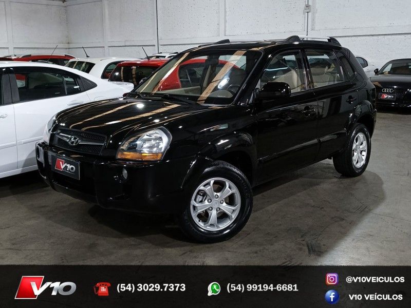 HYUNDAI TUCSON 2.0 MPFI GLS 16V 143CV 2WD 2009/2010 V10 VEÍCULOS CAXIAS DO SUL / Carros no Vale