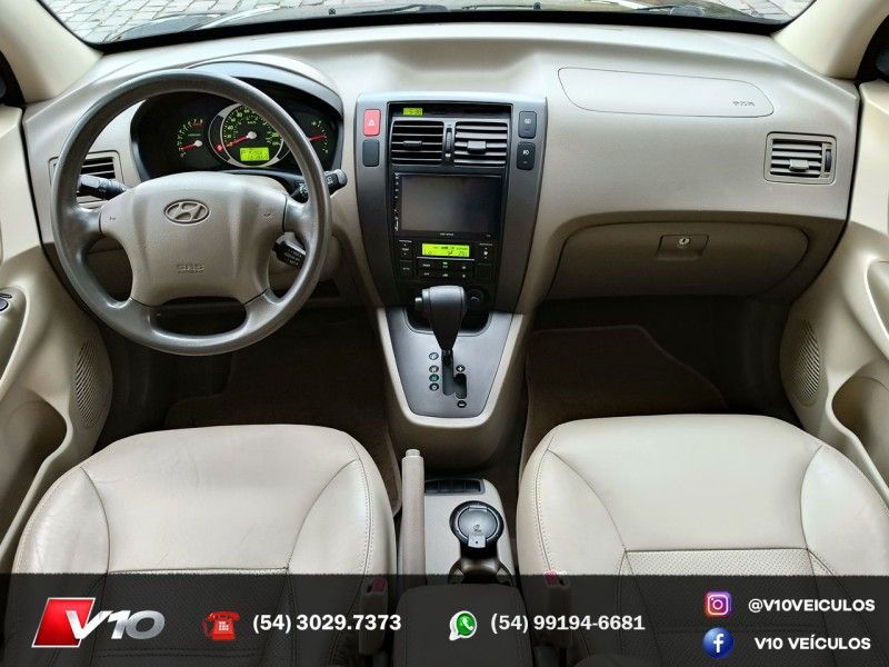 HYUNDAI TUCSON 2.0 MPFI GLS 16V 143CV 2WD 2009/2010 V10 VEÍCULOS CAXIAS DO SUL / Carros no Vale