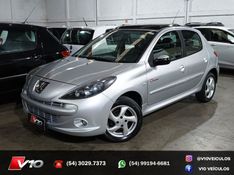 PEUGEOT 207 1.4 QUIKSILVER 8V 2010/2011 V10 VEÍCULOS CAXIAS DO SUL / Carros no Vale