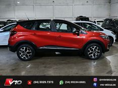 RENAULT CAPTUR 1.6 16V SCE ZEN 2017/2018 V10 VEÍCULOS CAXIAS DO SUL / Carros no Vale