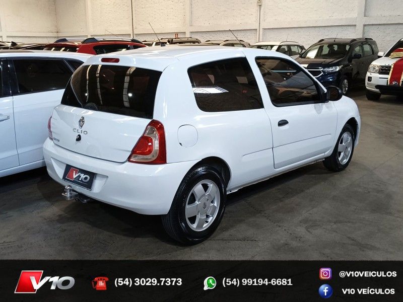 RENAULT CLIO 1.0 AUTHENTIQUE 16V 2012/2013 V10 VEÍCULOS CAXIAS DO SUL / Carros no Vale