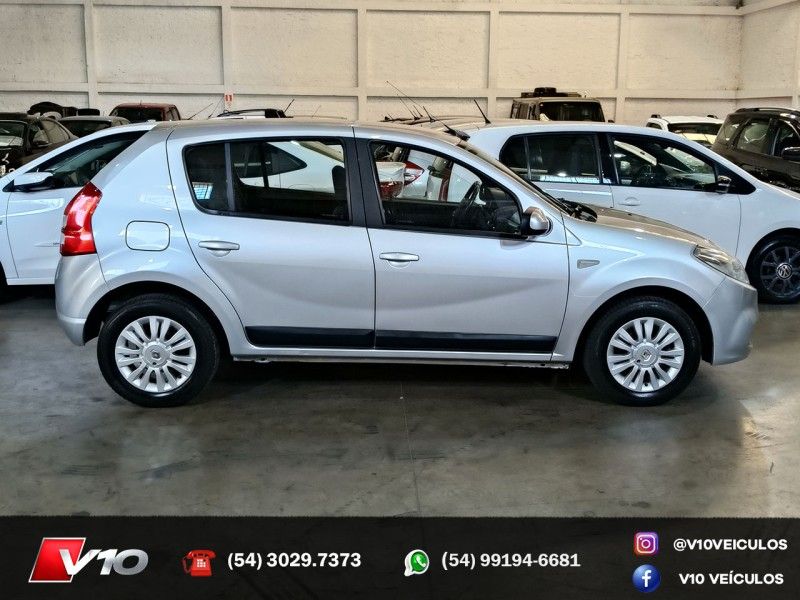 RENAULT SANDERO 1.6 PRIVILÉGE 8V 2012/2013 V10 VEÍCULOS CAXIAS DO SUL / Carros no Vale
