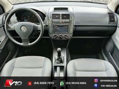 VOLKSWAGEN POLO 1.6 MI 8V 2007/2008 V10 VEÍCULOS CAXIAS DO SUL / Carros no Vale