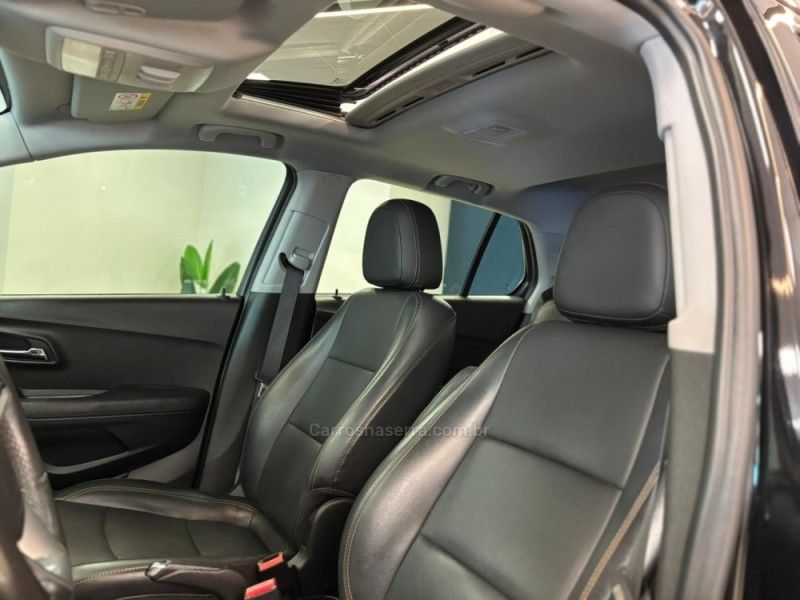 CHEVROLET TRACKER 1.4 16V PREMIER TURBO 2018/2018 LUIGGI AUTOMÓVEIS CARLOS BARBOSA / Carros no Vale